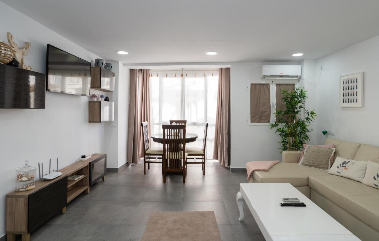 Playa Carihuela Apartamentos El Carmen Torremolinos Ngoại thất bức ảnh
