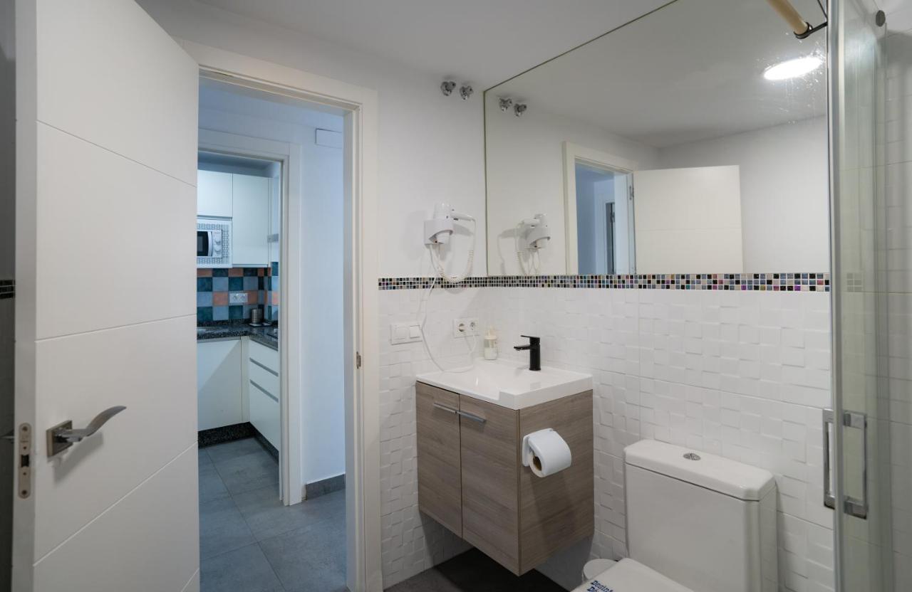 Playa Carihuela Apartamentos El Carmen Torremolinos Ngoại thất bức ảnh