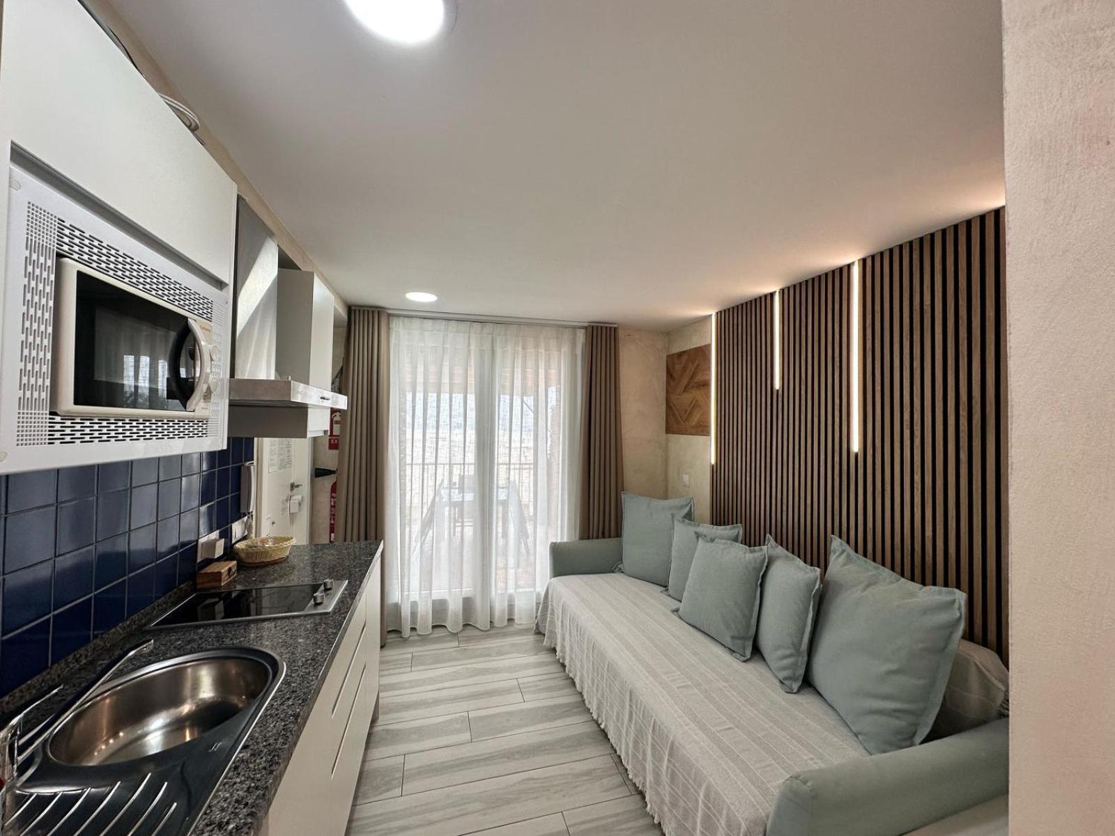 Playa Carihuela Apartamentos El Carmen Torremolinos Ngoại thất bức ảnh